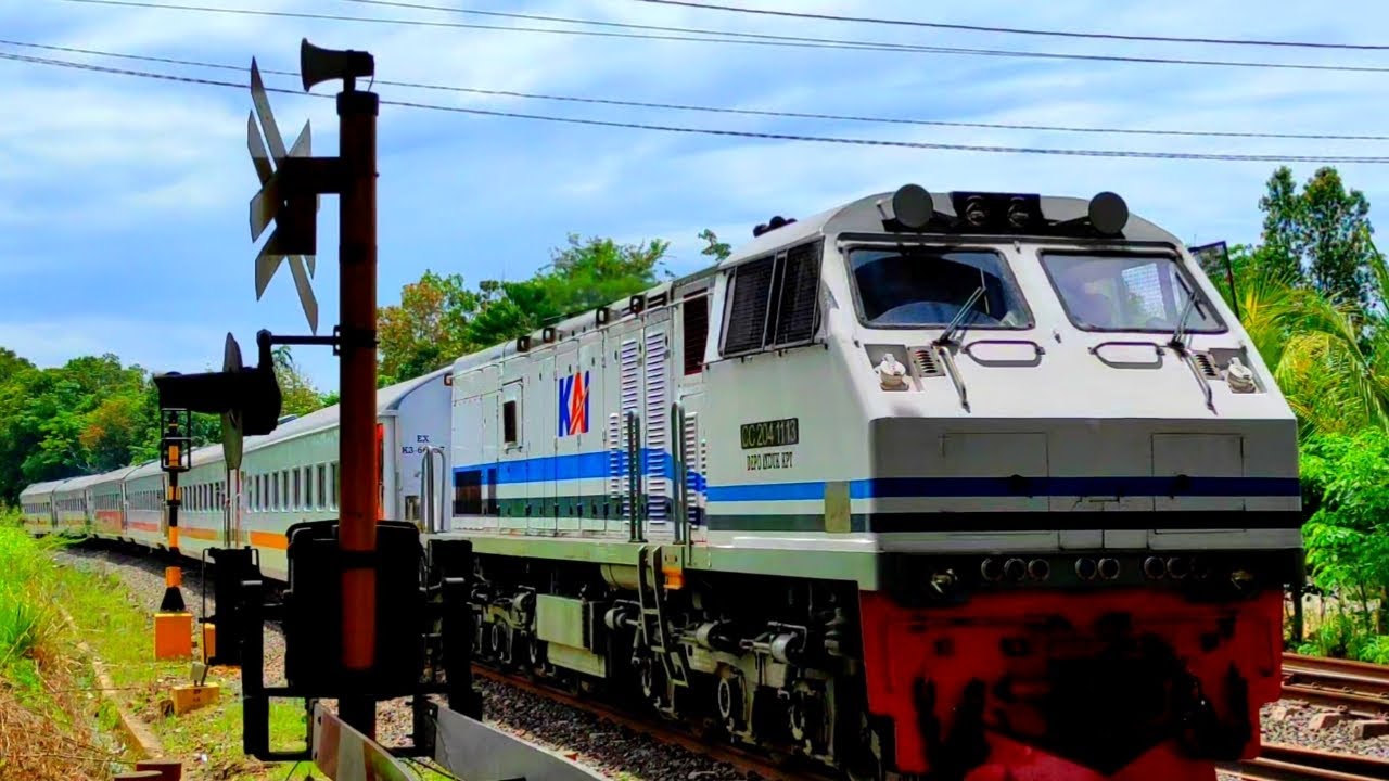 MERDU SEKALI/SEMBOYAN 35 PANJANG CC204 11 13 SAAT MELINTAS DI PJL 91 PATIH GALUNG