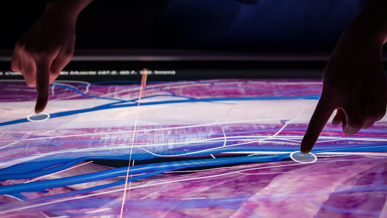 MEDTEC School: Anatomage, робот Da Vinci, прямая трансляция операций и многое другое