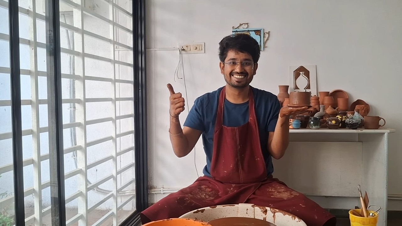 A Day in Pottery Studio | First try me ye bana Diya |