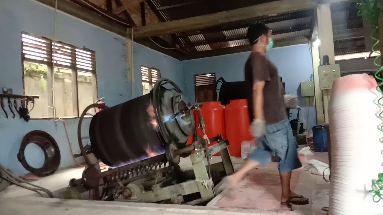 Proses pembuatan tangki air ukuran 550 liter