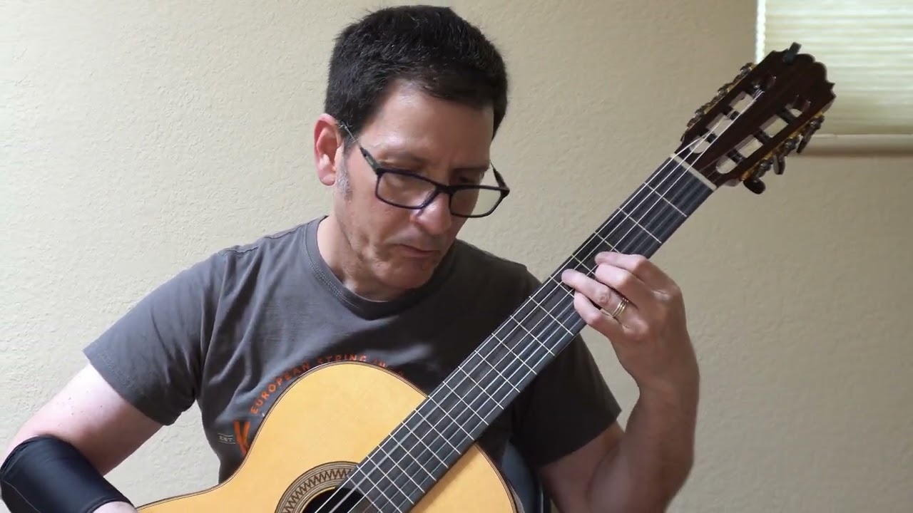from Suite for 'cello 1 (BWV 1007); Prelude - J.S. Bach. Philip Hemmo, guitar (1989 Thames)