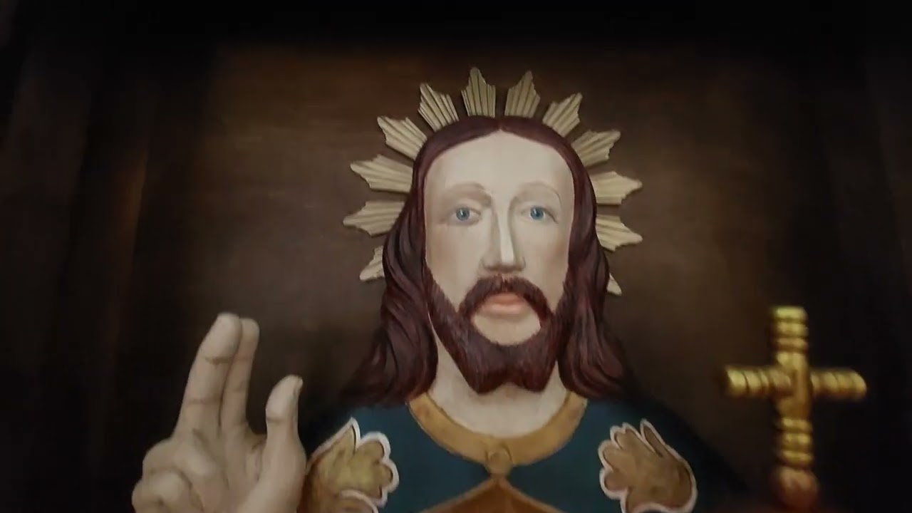 CABRAS SAN SALVATORE. 6. Il parroco Mons. Sanna Accoglienza i pellegrini coraggiosi.