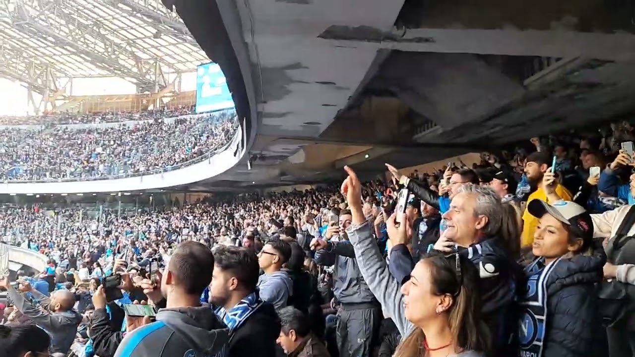 Vesuvio erutta, tutta Napoli è distrutta