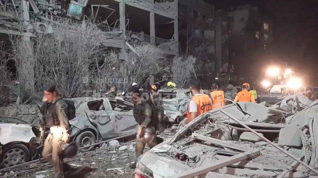 Rescue operation underway in Ramat Gan after Irainian missile hit building trapping residents inside