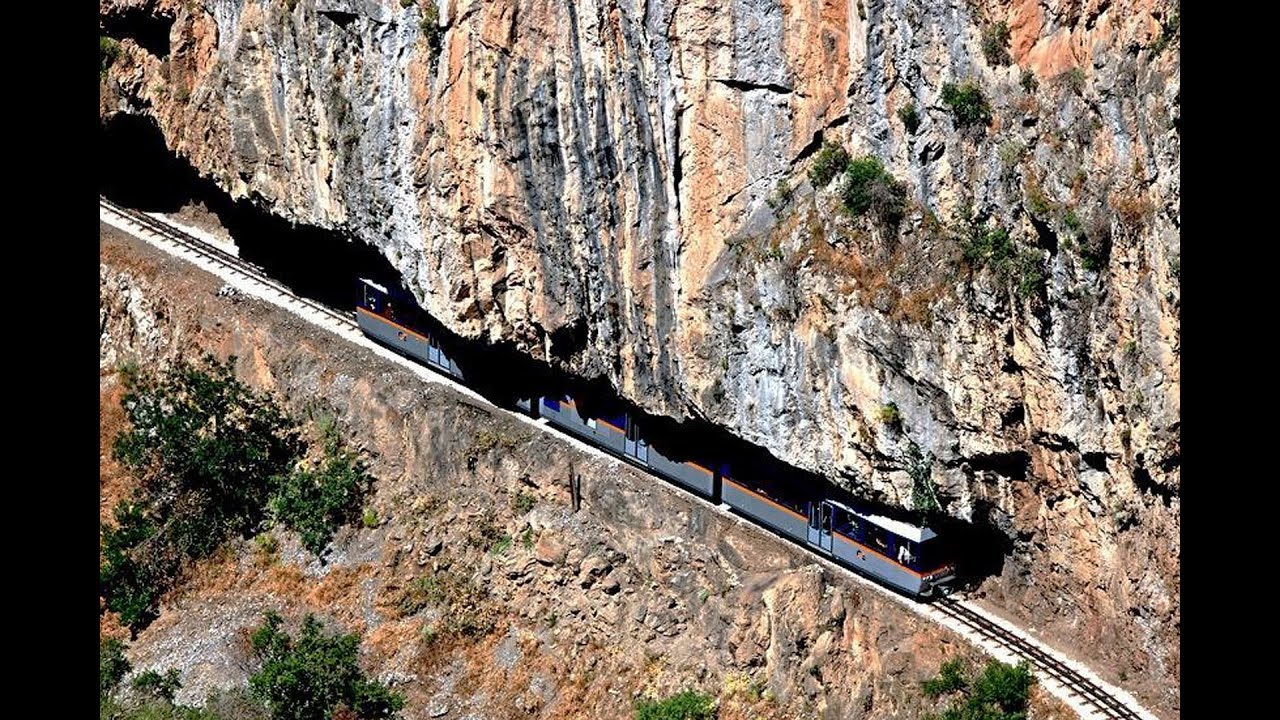ΒΟΥΡΑΙΚΟΣ...Στον δρομο του Οδοντωτου