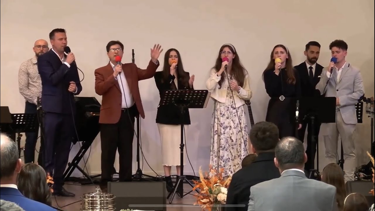 Grupul Omega & Familia Mihai (Paris)
