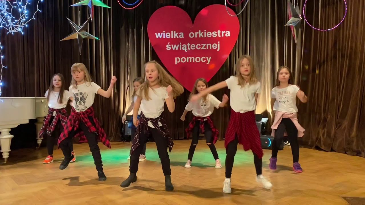 Zumba Kids z CKiS, 7-10 latki grupa 2, instruktorka Patrycja Tarasiuk