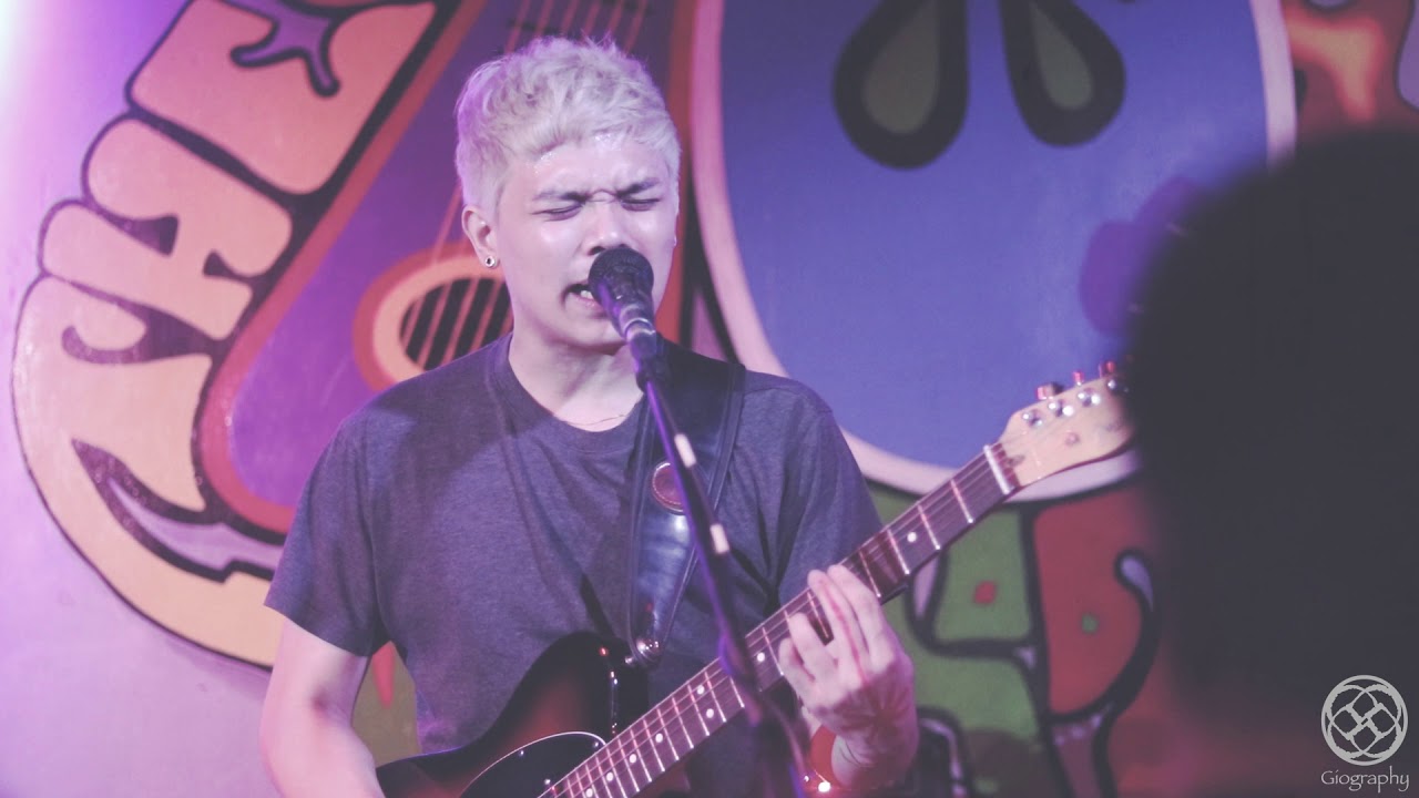 Papara - ST. WOLF (Live at 70's Bistro)