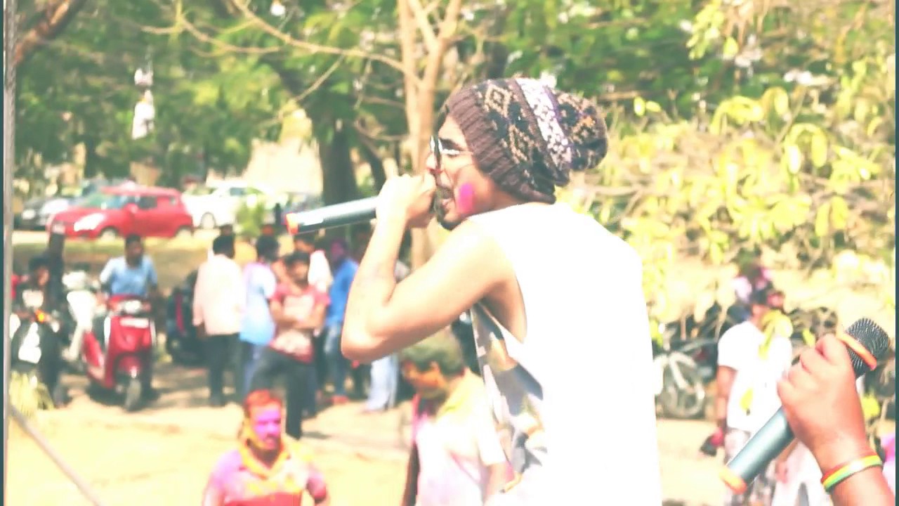 MC Mike , Uneek ,OMSRIPATHI &SUNNY - How We Party (Official Music Video) HD