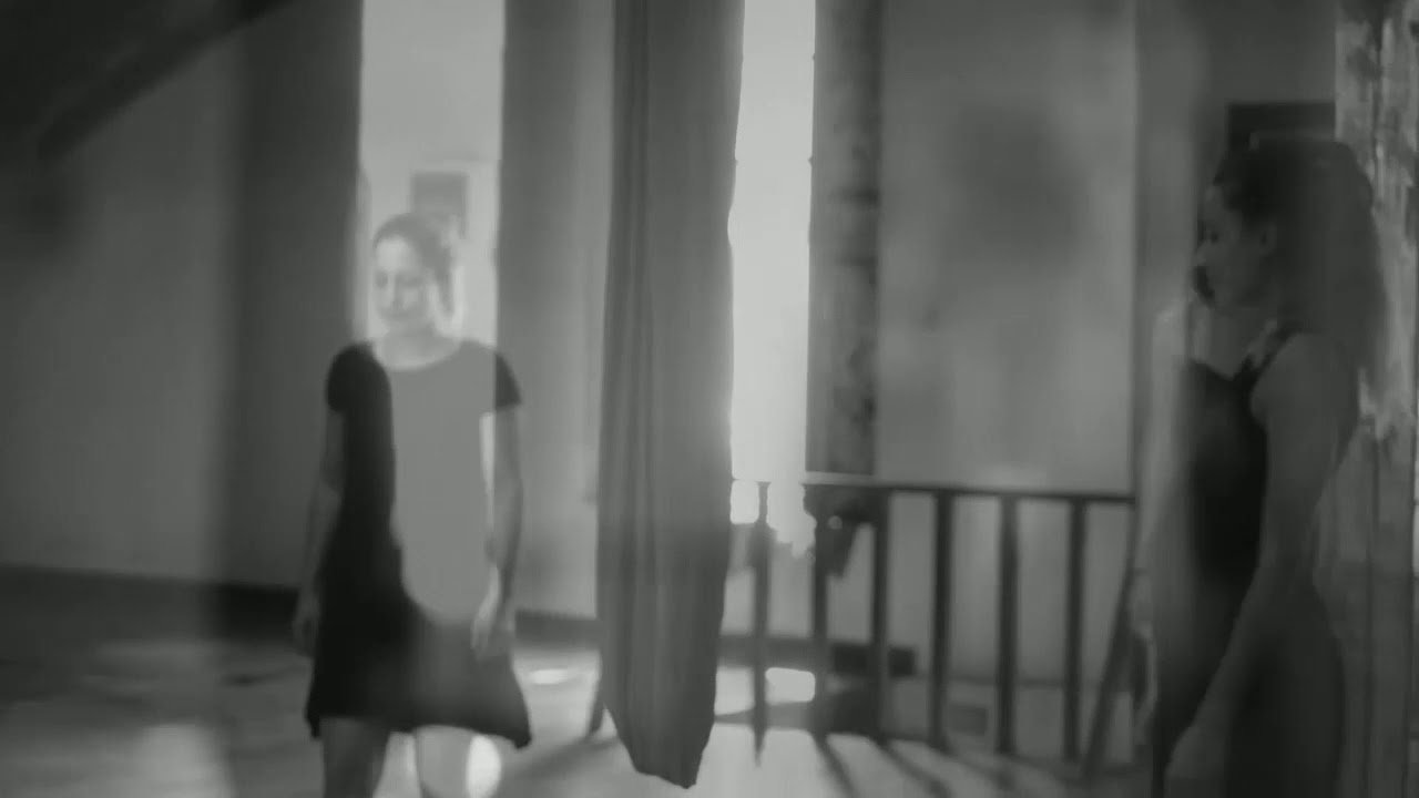 I'm Gonna Leave You (Aerial Choreography)
