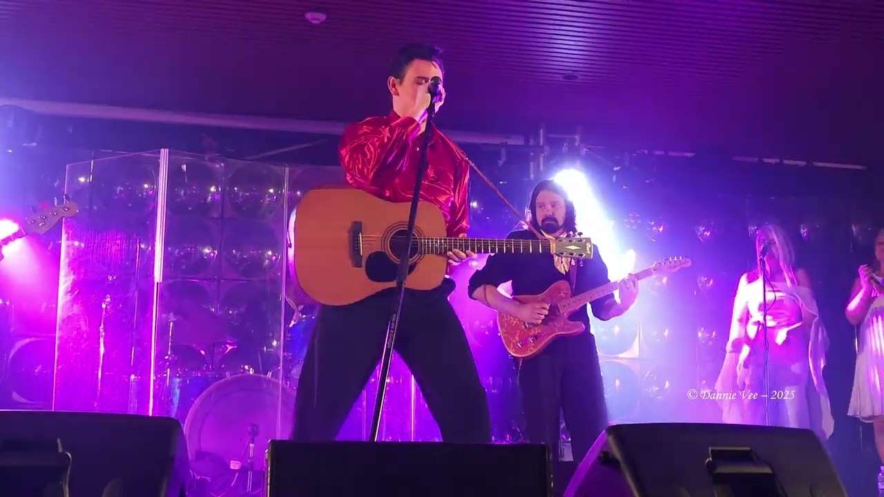Geelong Elvis Festival 2025, Charlie Gaylard performing ~ One-sided Love Affair #elvispresley