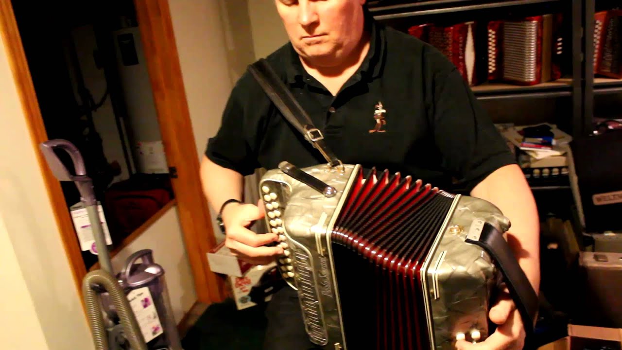 Lad O'Beirne's Hornpipe by John Nolan