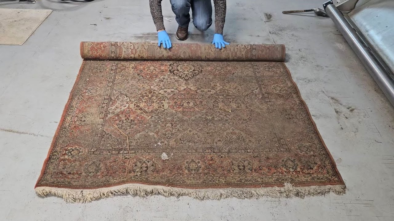 Wytrzepałem ponad dwa kilogramy kurzu i piasku z tego dywanu.