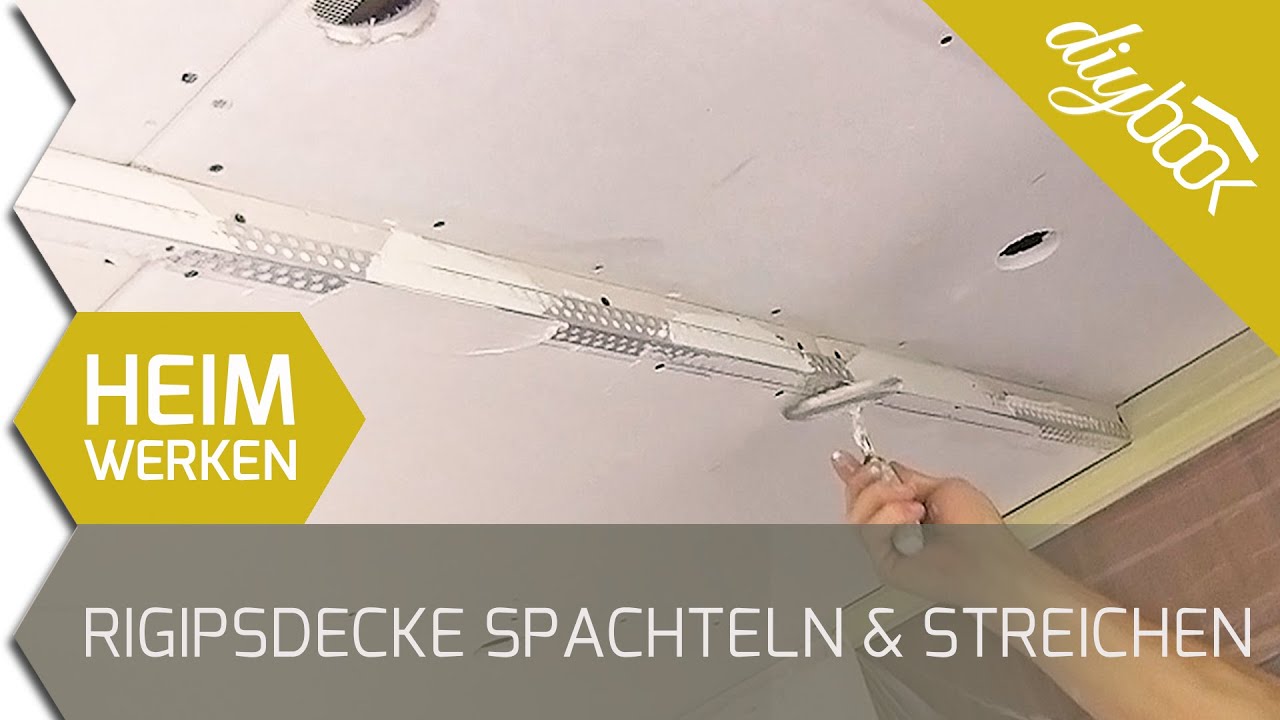 Rigipsdecke spachteln und streichen
