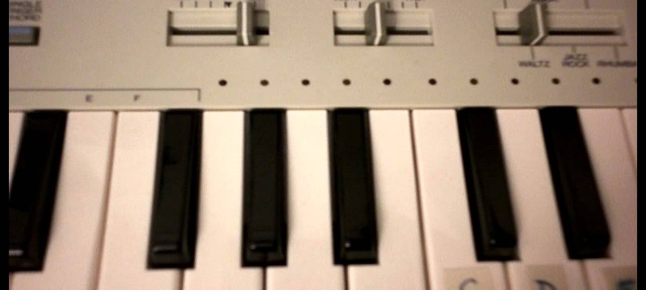 VINTAGE RETRO YAMAHA PORTASOUND PC 50 1980's ELECTRONIC MUSICAL KEYBOARD VGC