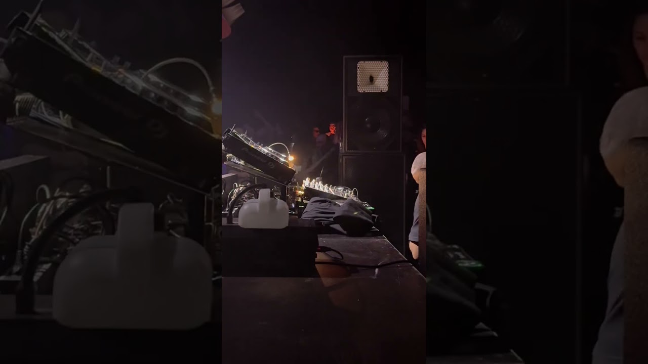Jeff Mills ~ Napoli 24/02/2024 DUEL #napoli #techno #technomusic #musicaelectronica #jeffmills #dj