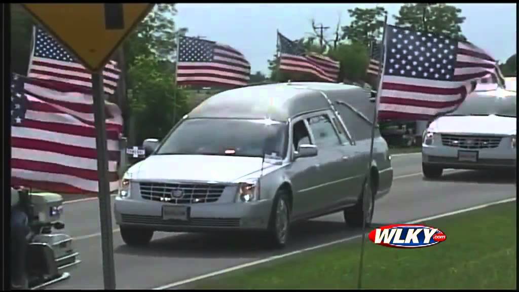 Hundreds turn out for Jason Ellis funeral