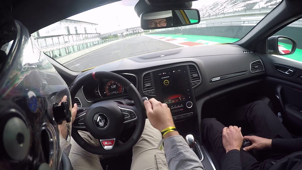 Essai Mégane 4 RS sur circuit Magny Cours F1