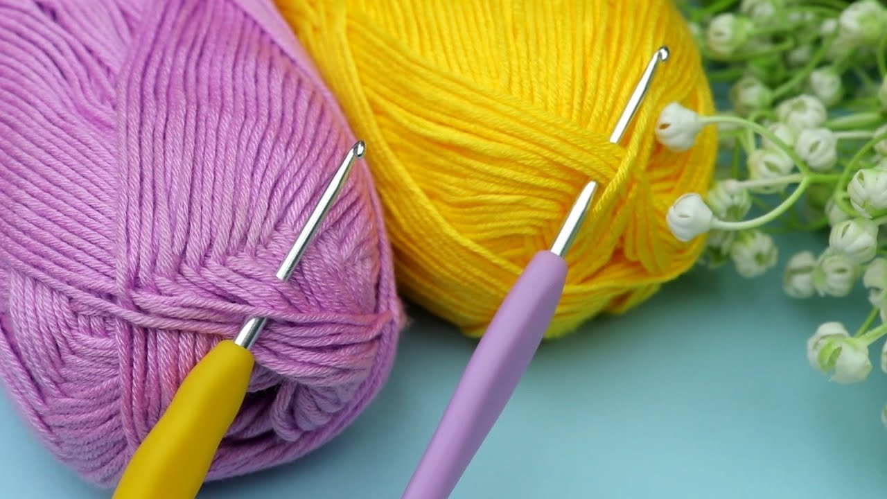 OMG! loved this Beautiful crochet pattern with 2 colors!! crochet stitch.