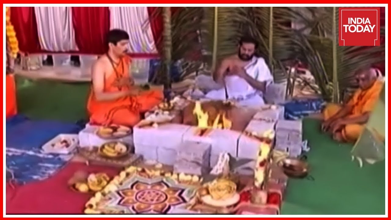 BJP Holds Cow Yagna In Bengaluru, Cow Politics Take Over Other Issues In Karnataka