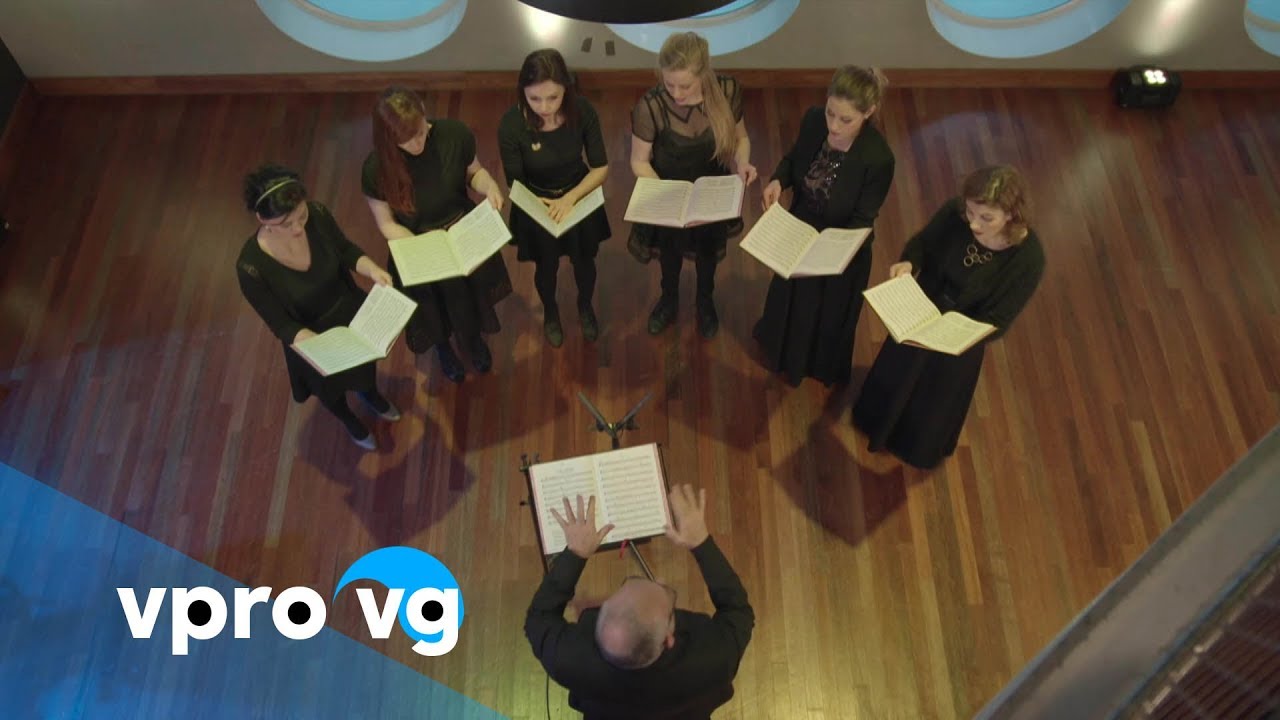 Psallentes - Hildegard von Bingen/ from: Dendermonde codex (live @TivoliVredenburg Utrecht)