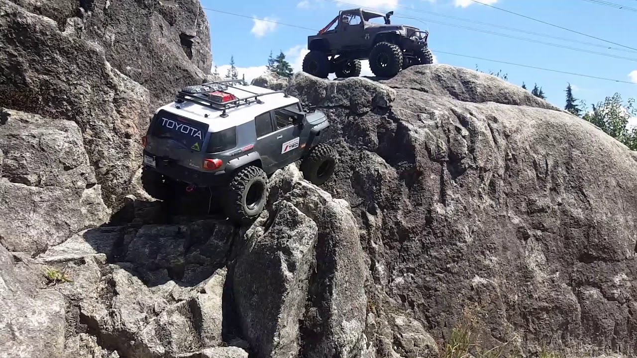 HPI FJ Cruiser  / Scx10 Jeep Brute  First Part.