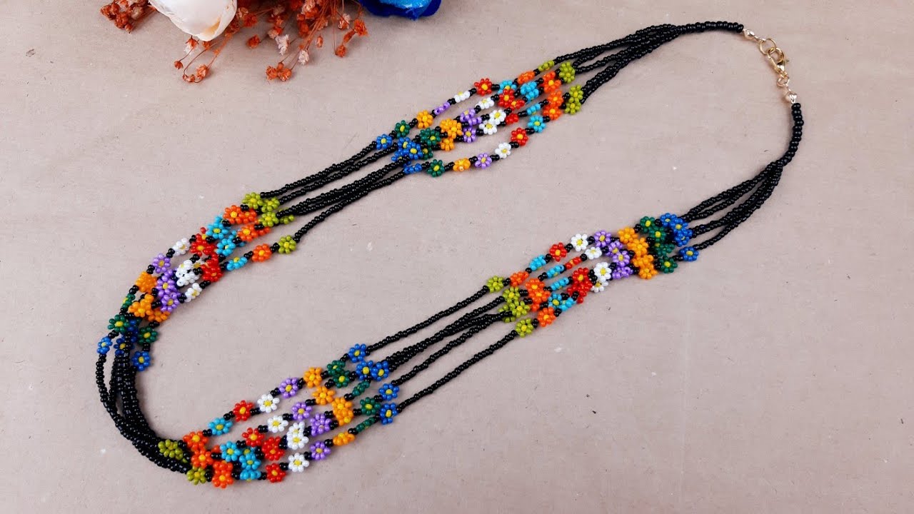 Kum Boncuktan Çoklu Çiçek Kolye Yapımı. Multiple Flower Necklace Making.  Beading Tutorial