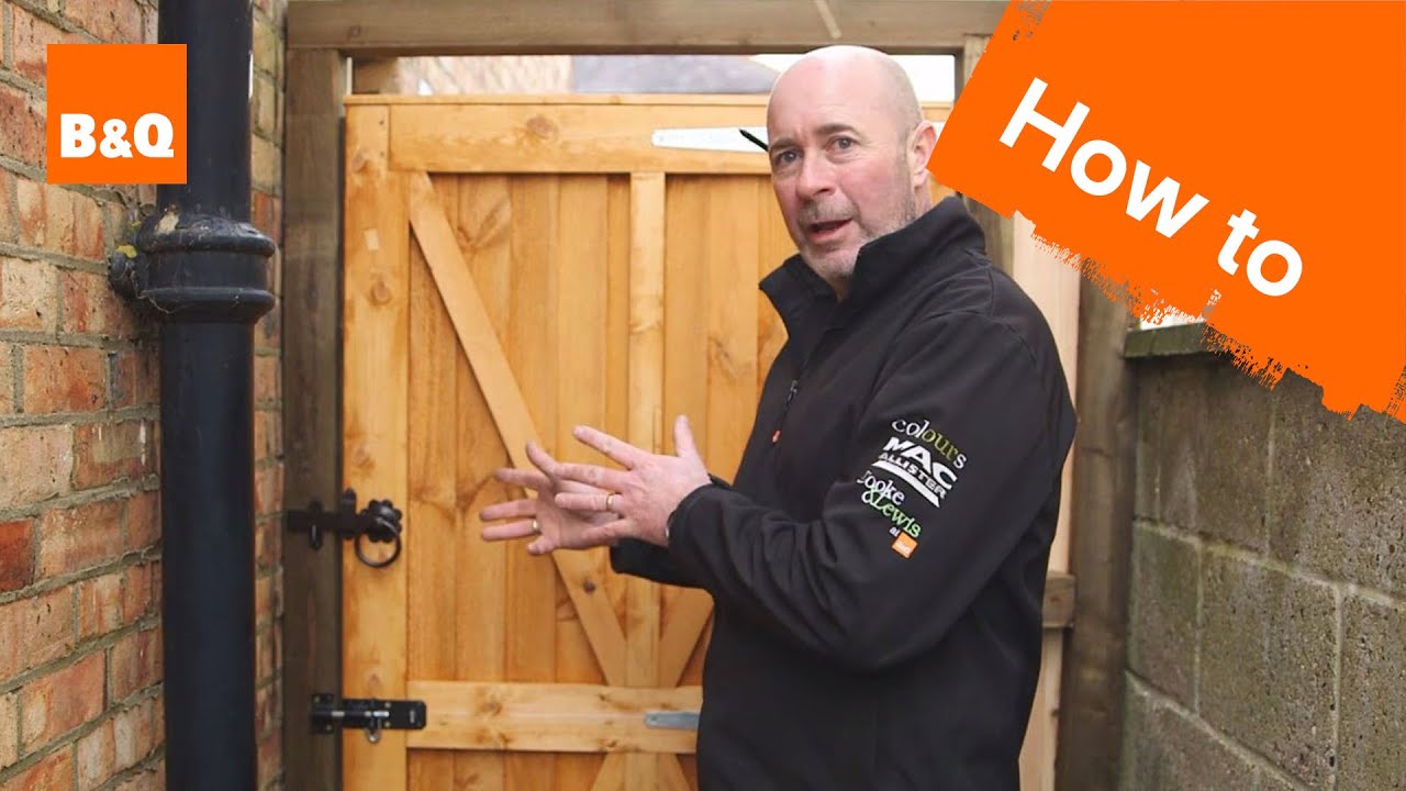 How to fit a garden gate