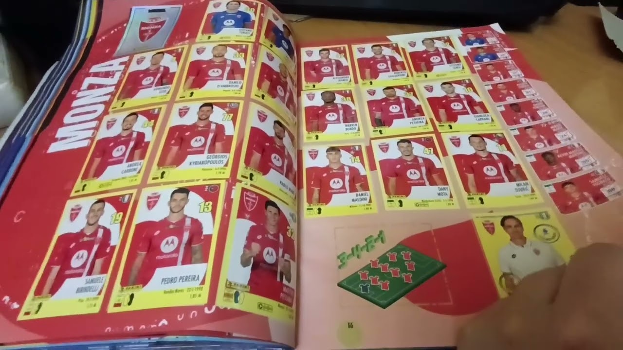 Calciatori Panini 2024 2025 completo