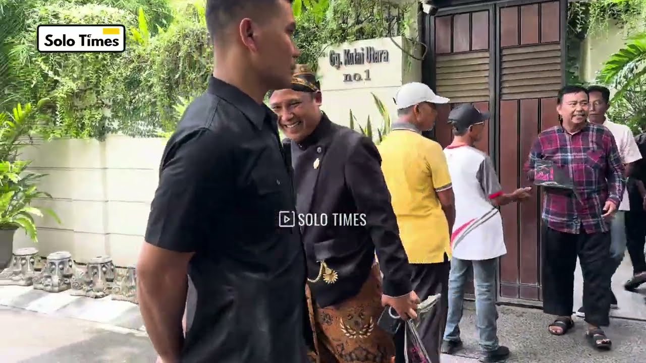 Usai Viral Tembok Ratapan, Rumah Jokowi Tetap Ramai dikunjungi Warga