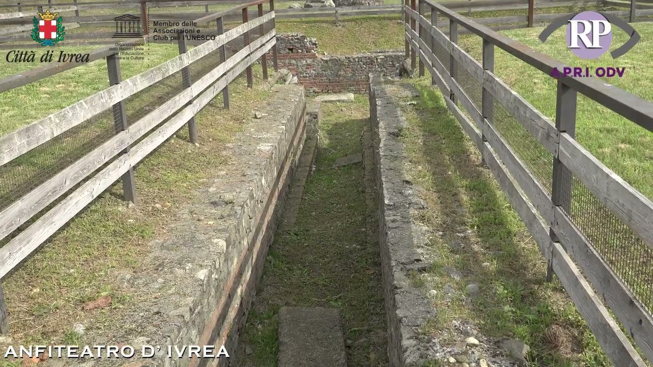 Pannelli tattili: l'anfiteatro romano di Ivrea