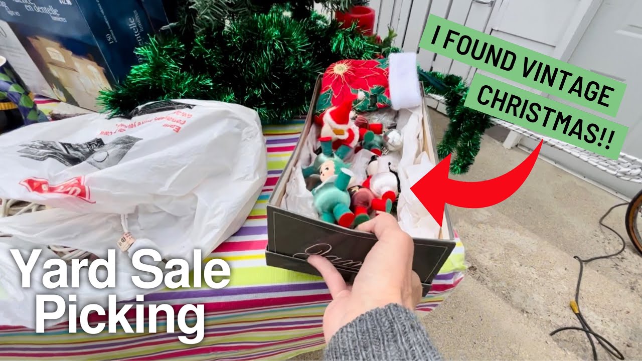 I Found Vintage Christmas!! | Yard Sale & Garage Sale Day! Vintage Resale 🇨🇦