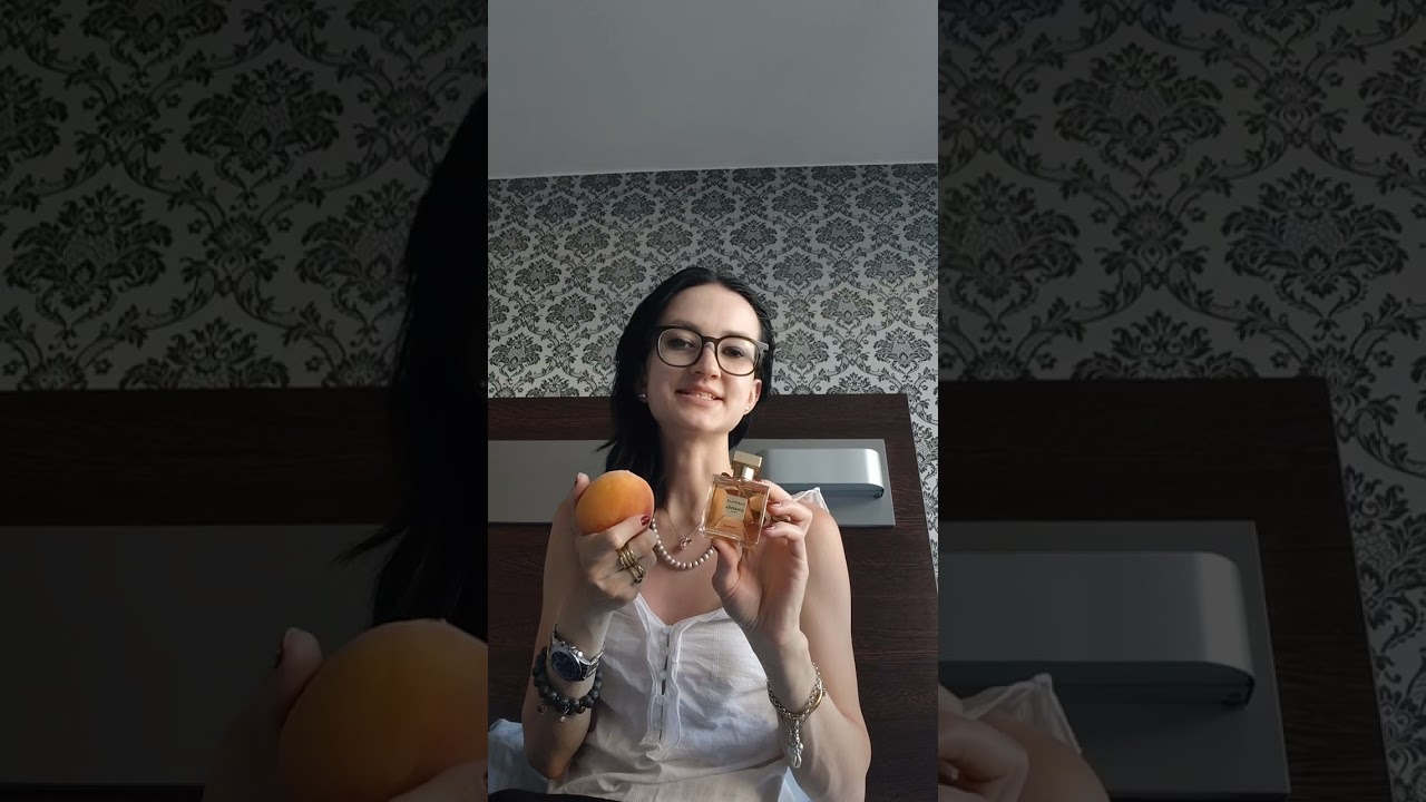 Perfume review: Chanel - Gabrielle Essence