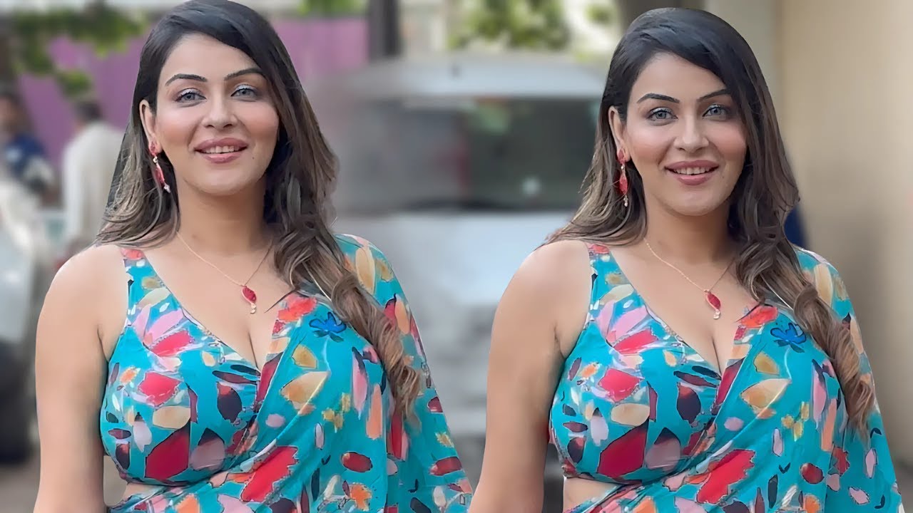 Yamini Malhotra Stylish Hot Look In Saree😍🔥💃