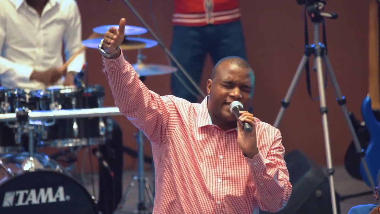 Henri Papa Mulaja feat Groupe Choeur d’alliance - Yahweh [Live Jesus Comes First]