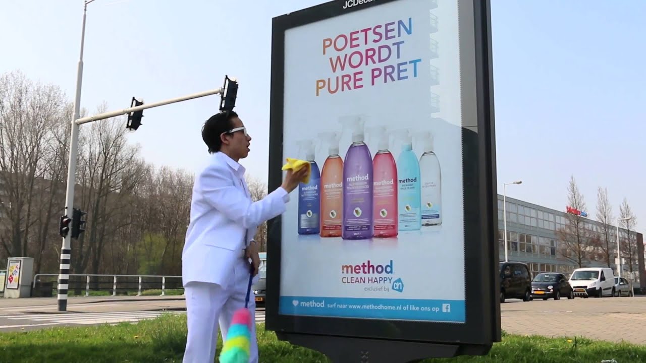 Method Holland /Ecover zet ludieke guerrilla marketing actie neer om product met succes te promoten.