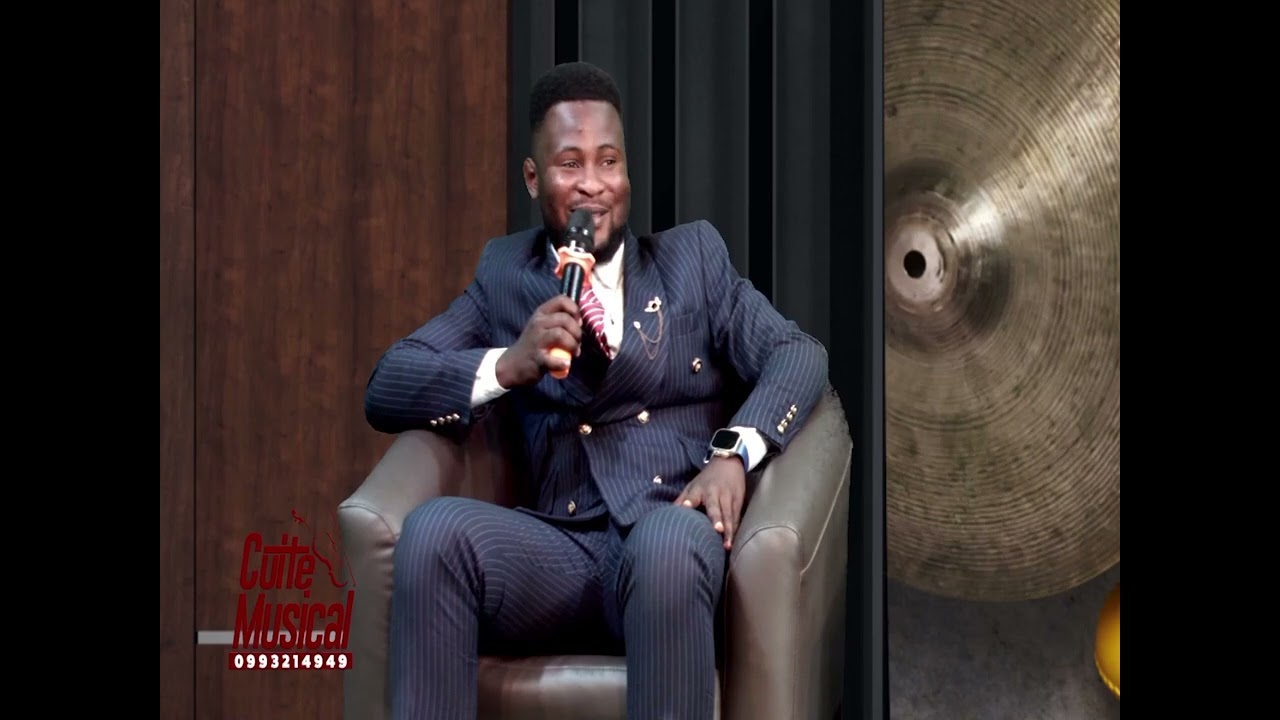 DG Moïse fundi dans culte musicale