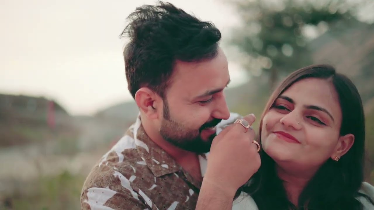 Heeralba & Siddhrajsinh couple shoot cute love story