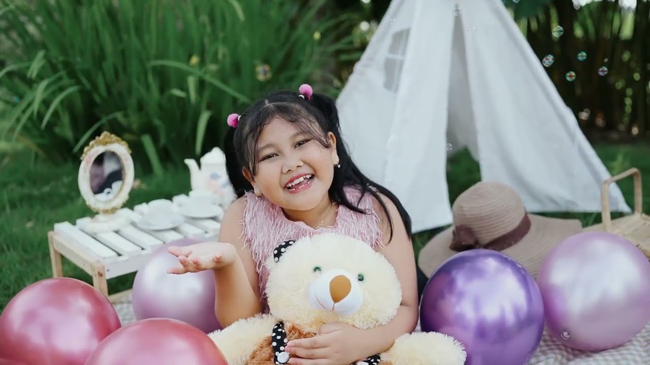 Azkayra - Dunia Ajaib | Official Music Video