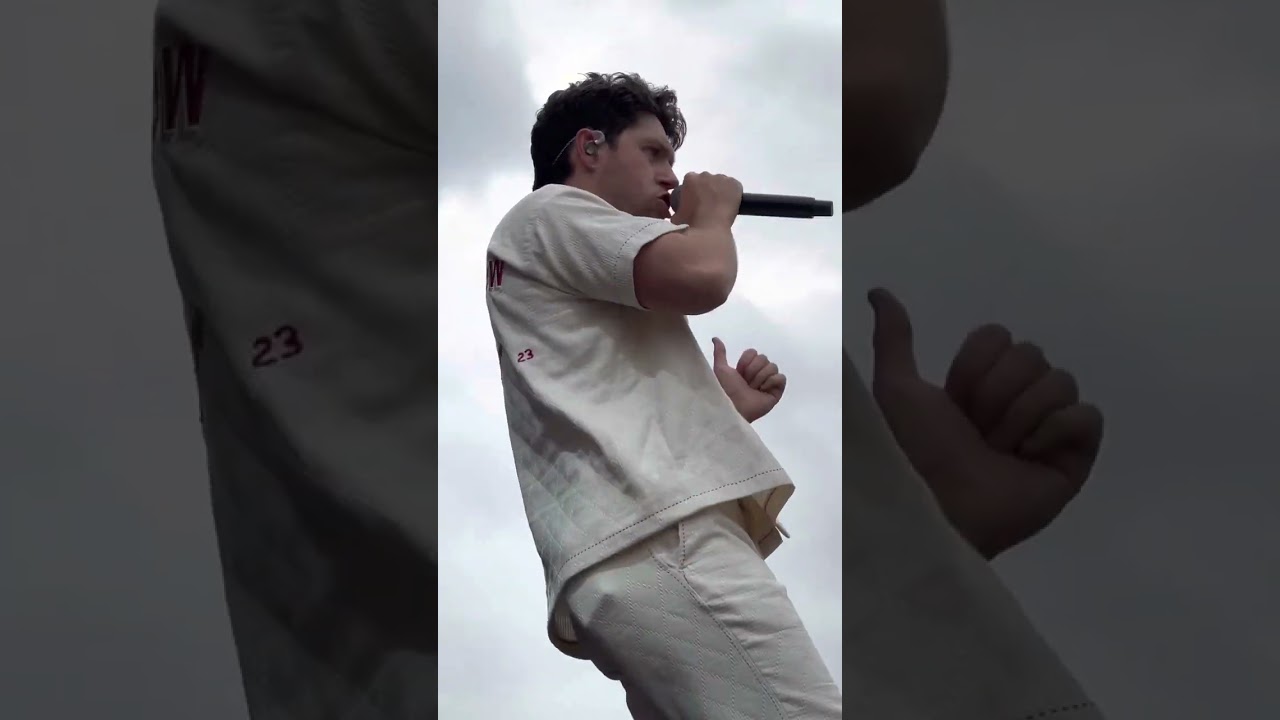 Niall Horan First performance of Everybody wants to rule the world - Tears for fears cover