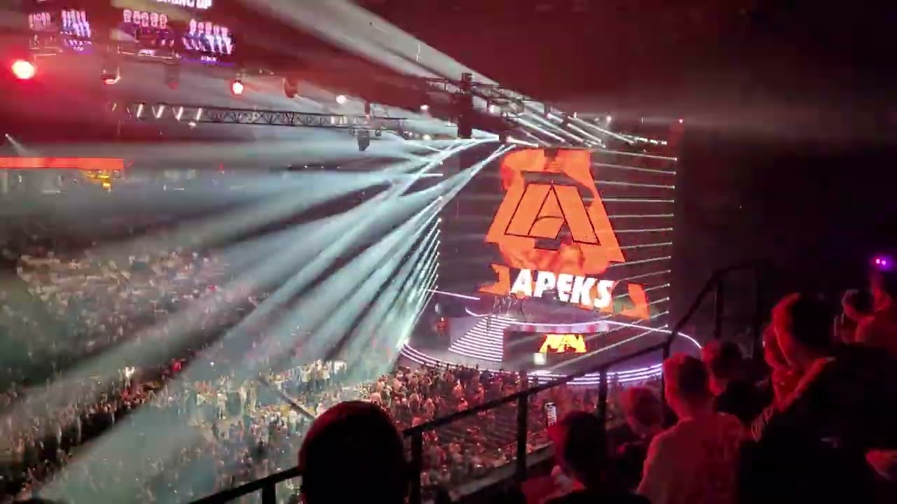 Apeks Player Entrance – BLAST.tv Paris Major 2023