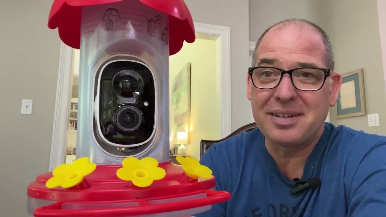 A Great Hummingbird Feeder With Camera!