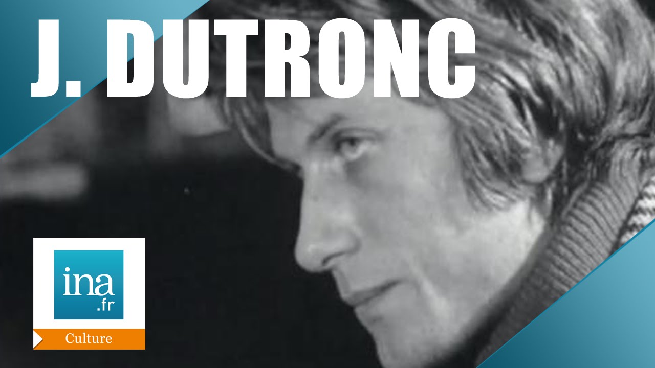 Jacques Dutronc et le ballet de Maurice Béjart sur scène | Archive INA