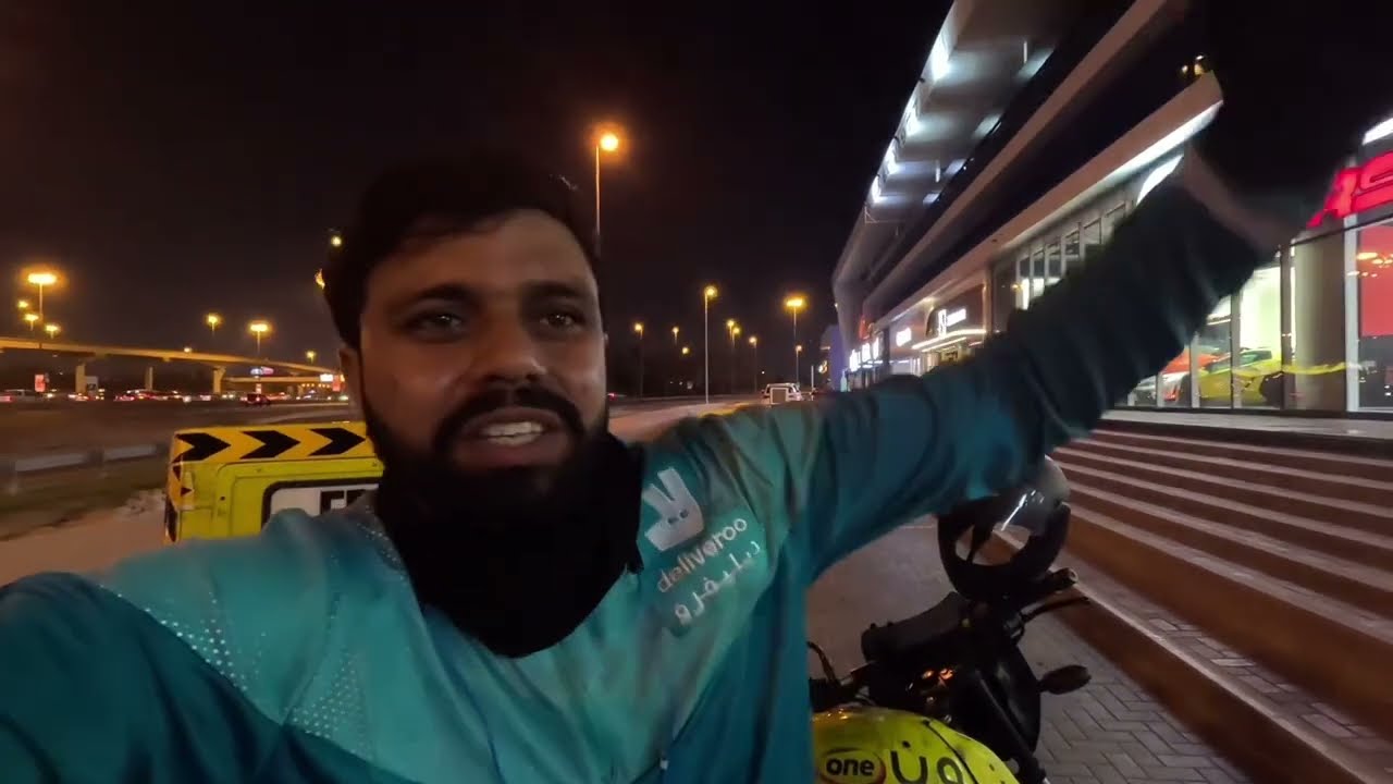 Bike parking ki jaga ni mili | sports cars show ka order 