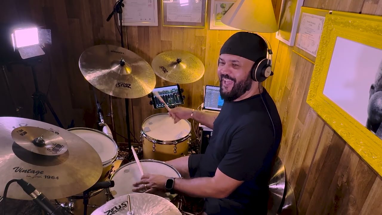 PARTIDO ALTO - AZIMUTH - JEFINHO SANTOS #samba #partidoalto #bateristasbrasileiros 