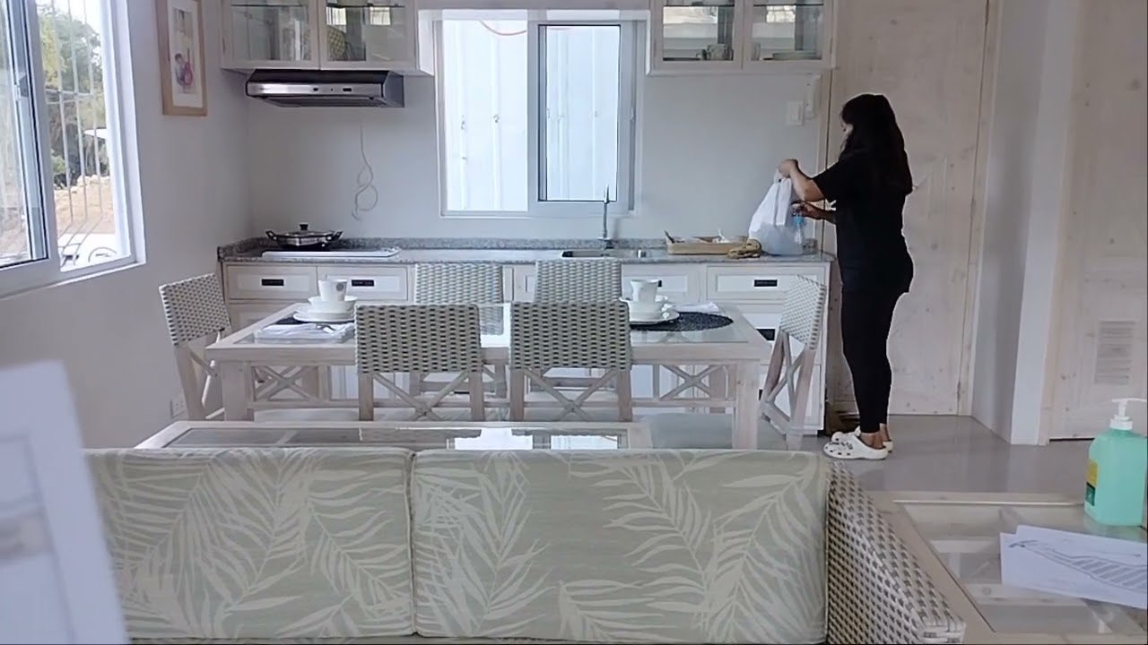 3bedroom with balcony Townhouse for sale in Binaliw Cebu City Philippines 3,020,000 only