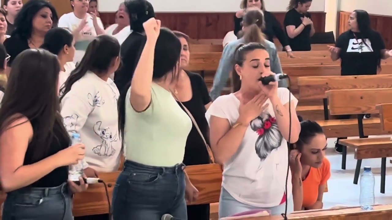 Culto de mujeres en la iglesia madre albacete