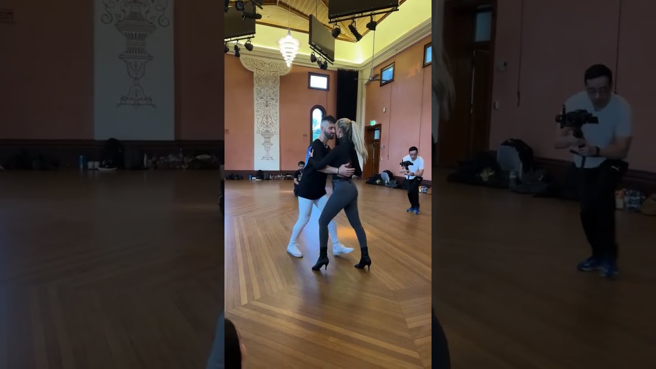 Kiz Fusion by Roni Saleh & Frida | Sydney Afro Kizomba Festival 2024