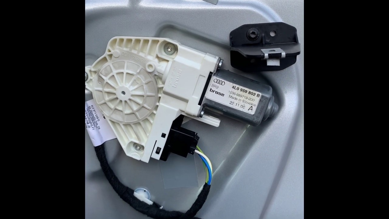 Audi Q7 2007, Door Card, Window Track, Window Removal