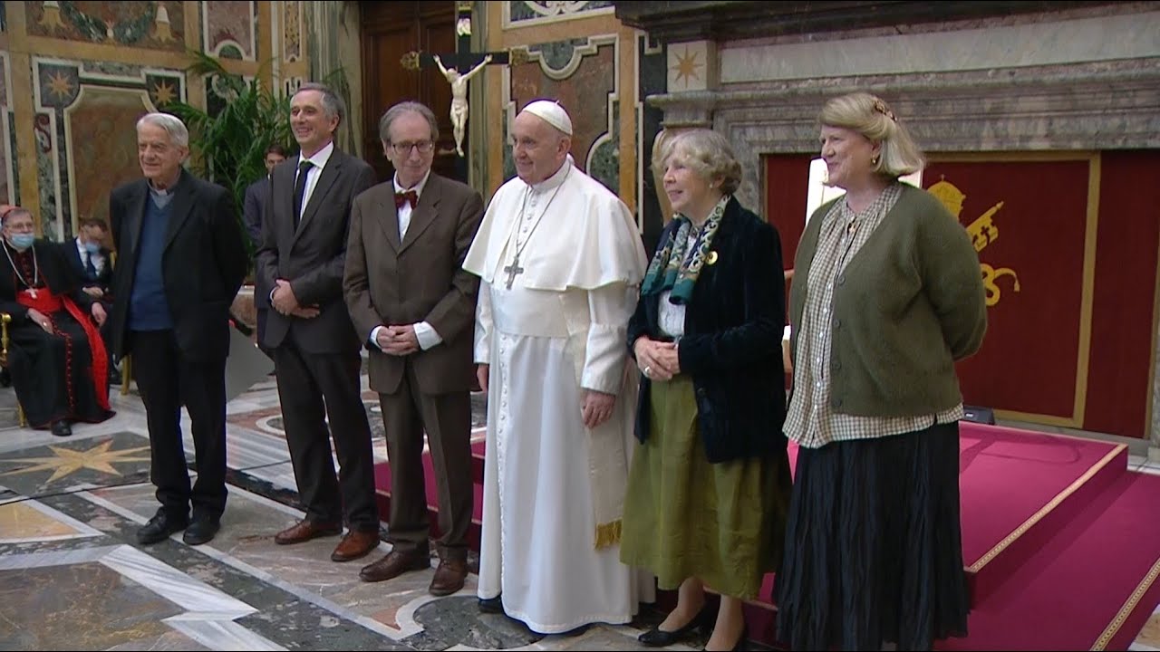 Pope Francis awarding the 2020 and 2021 Ratzinger Prize 13 November 2021 HD